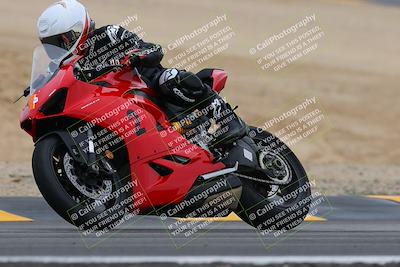 media/Jan-14-2023-SoCal Trackdays (Sat) [[497694156f]]/Turn 10 (1050am)/